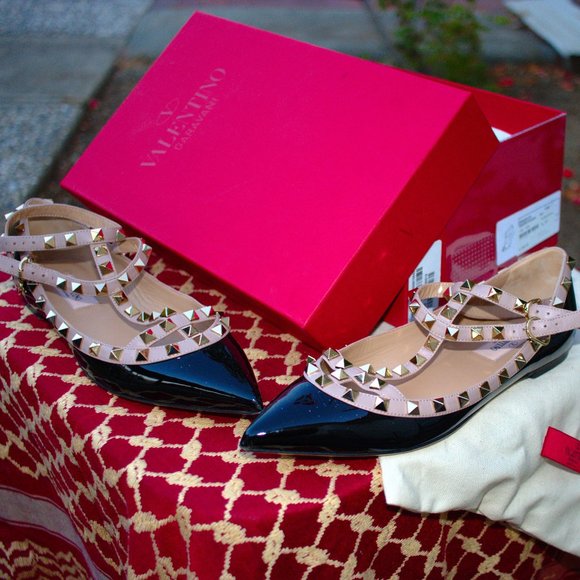 Valentino Women's Flats Size 37 EU/6.5W US - Picture 1 of 6